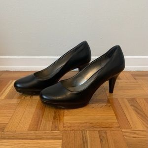 Black Leather Pumps